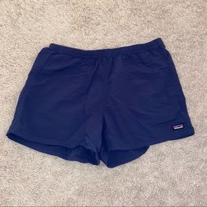 Patagonia baggies size xl